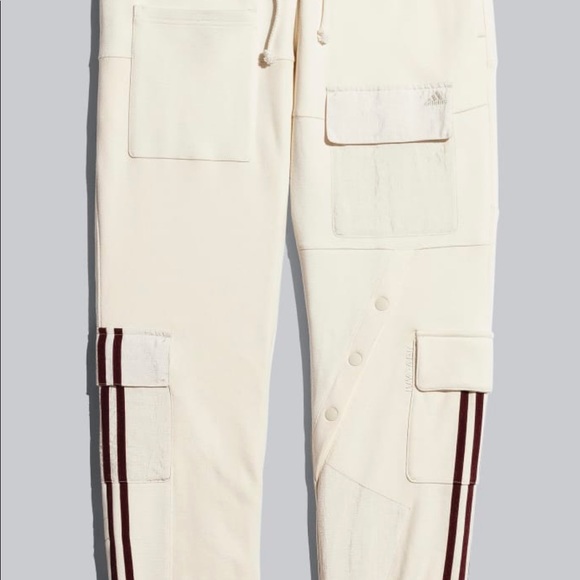 IVY PARK CARGO SWEAT PANTS - Picture 3 of 6